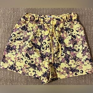 REMAIN SHORTS